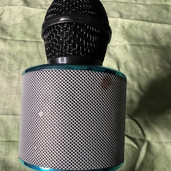 Blue Metallic Karaoke Microphone - Picture 5 of 5